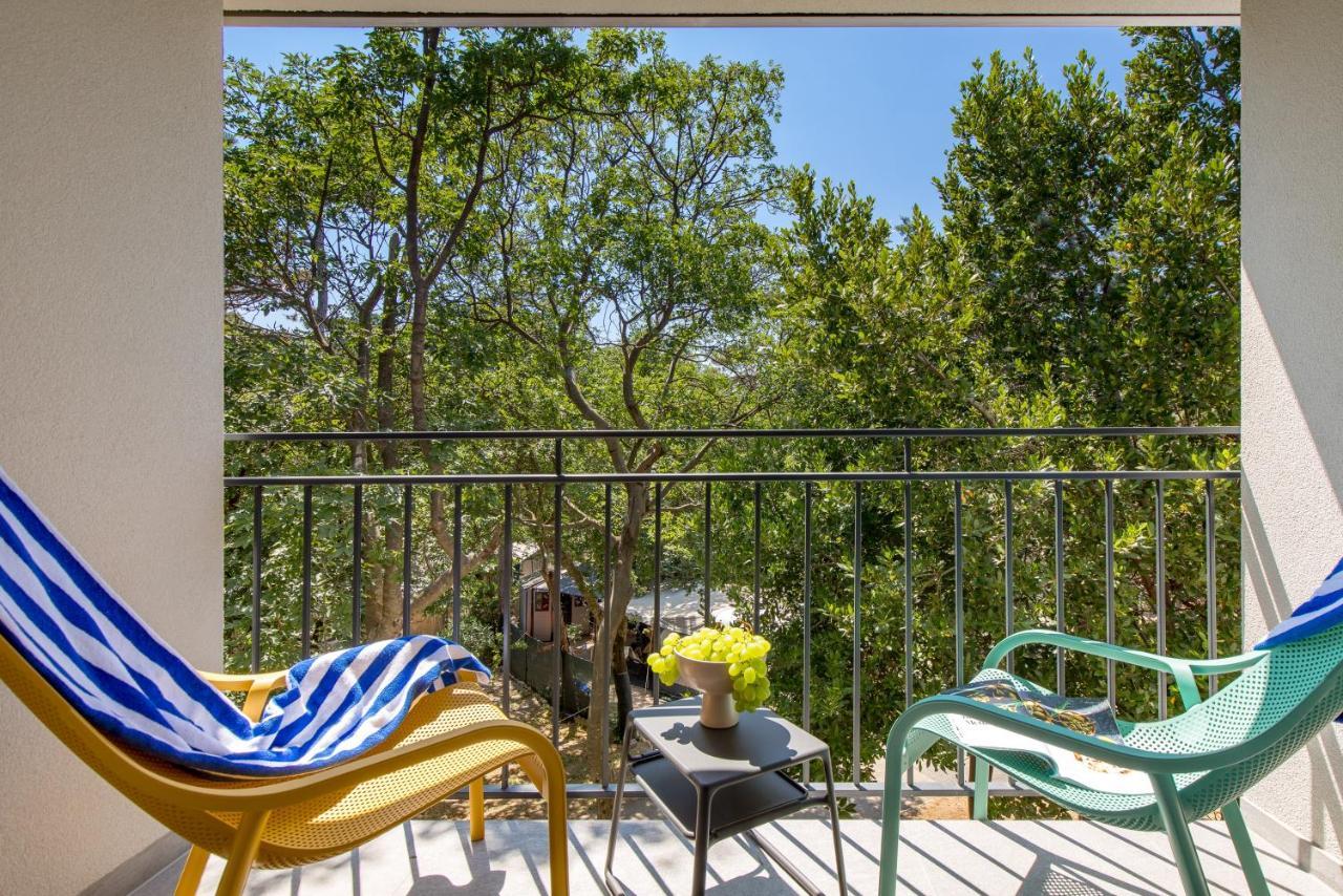 Homes Ostro 4*